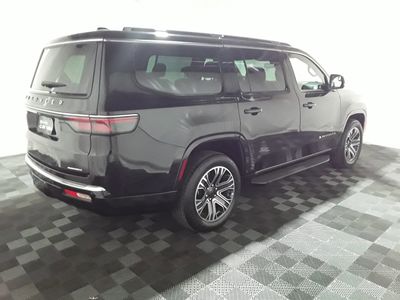 2024 Jeep Wagoneer - Photo 2