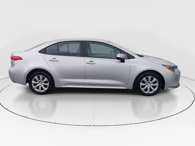 2025 Toyota Corolla - Photo 8