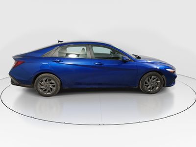 2024 Hyundai Elantra - Photo 8