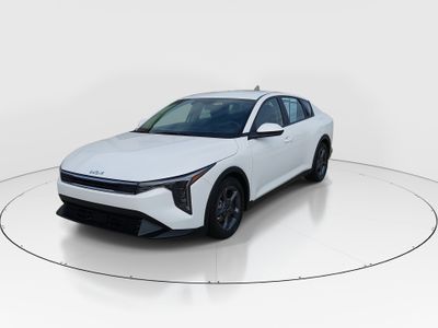 2025 Kia K4 - Photo 3