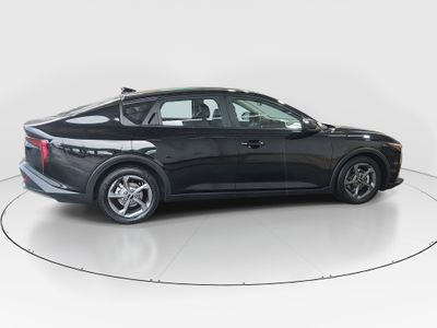 2025 Kia K4 - Photo 8