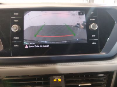 2024 Volkswagen Taos - Photo 16