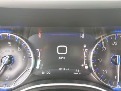 2023 Chrysler Pacifica — photo 14 view