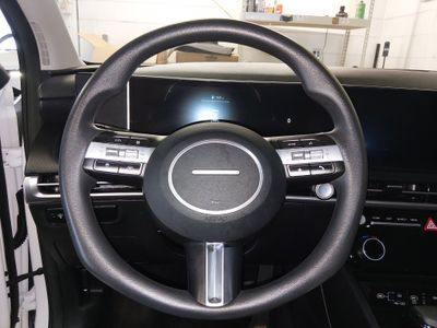 2025 Hyundai Tucson - Photo 12