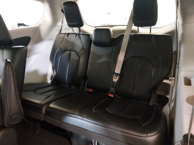 2024 Chrysler Pacifica — photo 17 view