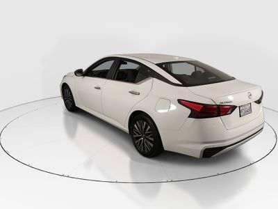 2025 Nissan Altima — detail view