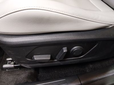 2024 Hyundai Elantra - Photo 22