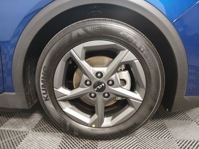 2025 Kia K4 - Photo 10