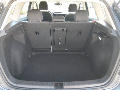 2024 Volkswagen Taos - Photo 11