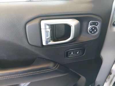 2024 Jeep Wrangler - Photo 18