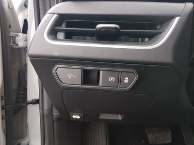 2025 Kia K4 - Photo 13