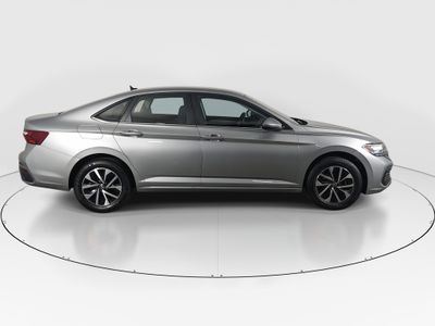 2024 Volkswagen Jetta - Photo 8