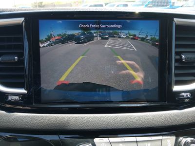 2023 Chrysler Pacifica — photo 16 view