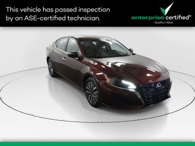 2024 Nissan Altima - Photo 1