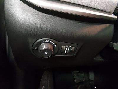 2024 Jeep Compass - Photo 13
