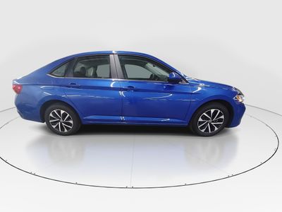 2024 Volkswagen Jetta - Photo 8
