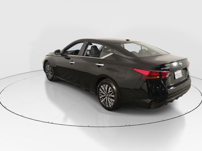 2025 Nissan Altima - Photo 5