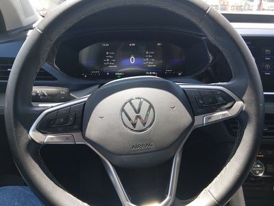 2024 Volkswagen Taos - Photo 12