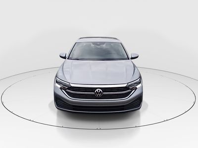 2024 Volkswagen Jetta - Photo 2