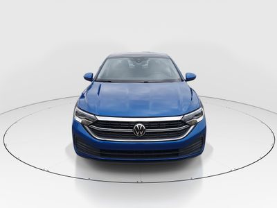 2024 Volkswagen Jetta - Photo 2