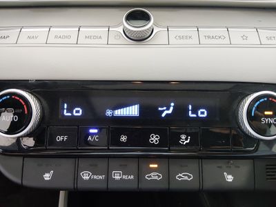 2024 Hyundai Elantra - Photo 19