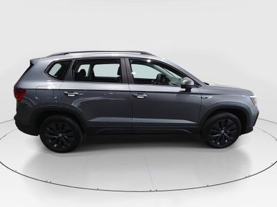 2024 Volkswagen Taos - Photo 8