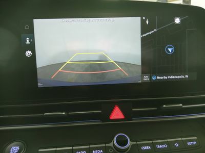 2024 Hyundai Elantra - Photo 16