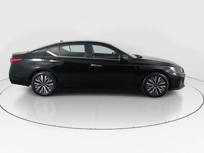 2024 Nissan Altima - Photo 8
