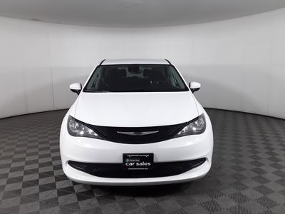 2023 Chrysler Voyager - Photo 8