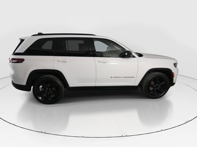 2023 Jeep Grand Cherokee - Photo 8
