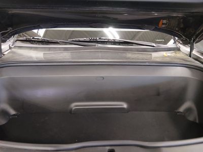 2023 Rivian R1S - Photo 9