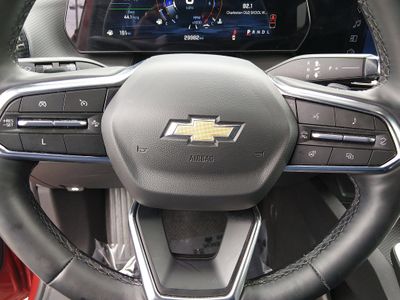 2025 Chevrolet Equinox - Photo 12