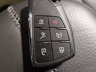 2025 GMC Yukon XL - Photo 15