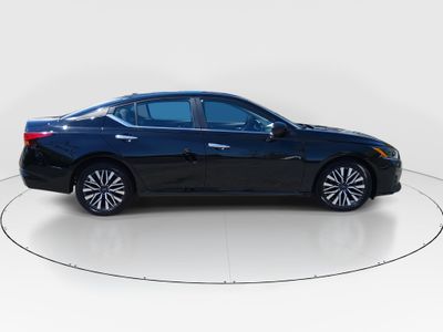 2024 Nissan Altima - Photo 8