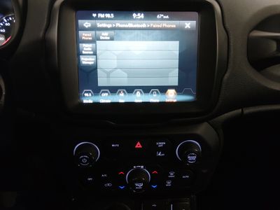 2023 Jeep Renegade - Photo 13