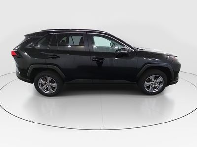 2024 Toyota RAV4 - Photo 8