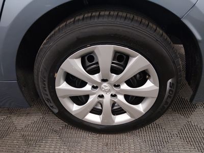 2024 Toyota Corolla — photo 10 view
