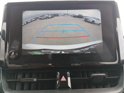 2025 Toyota Corolla - Photo 16