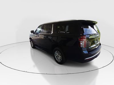 2024 Chevrolet Suburban - Photo 5