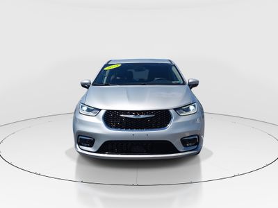 2023 Chrysler Pacifica — side profile view