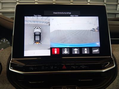 2023 Jeep Compass — photo 16 view