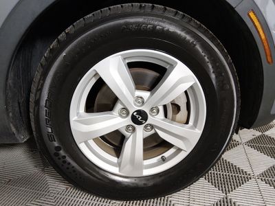 2023 Kia Sorento — photo 10 view