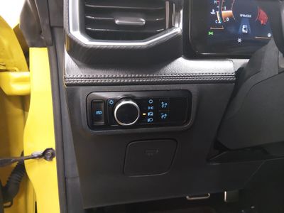 2024 Ford Mustang - Photo 13