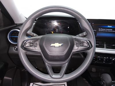 2025 Chevrolet Trax - Photo 12