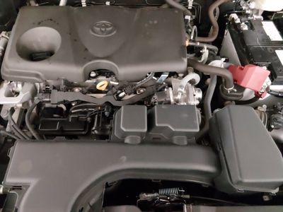 2025 Toyota RAV4 - Photo 9