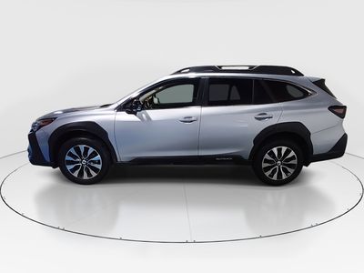 2023 Subaru Outback - Photo 4