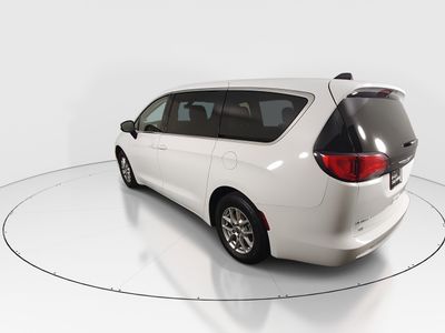2022 Chrysler Voyager — detail view