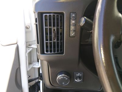 2023 Chevrolet Express Passenger - Photo 13
