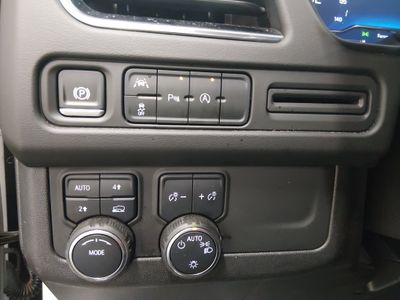 2024 Chevrolet Tahoe - Photo 13