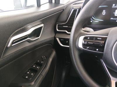 2025 Kia Sportage — photo 18 view